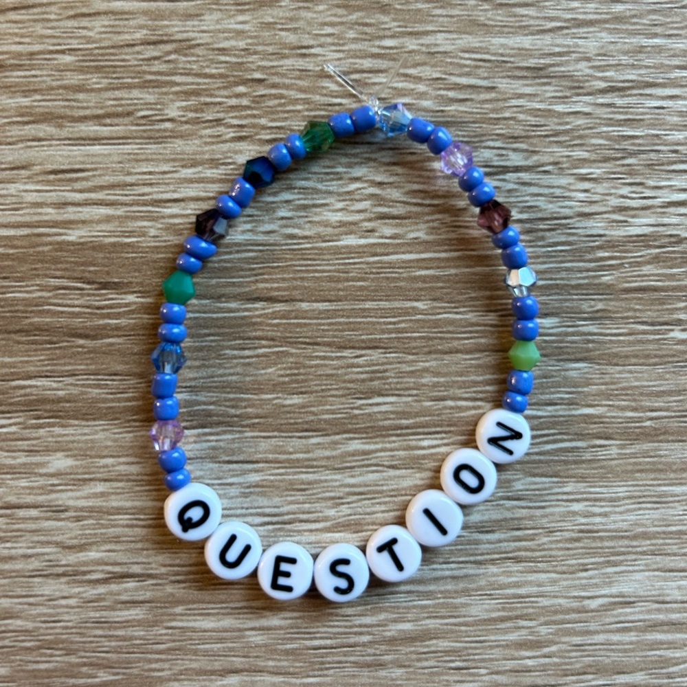 Taylor Swift Question friendship bracelet